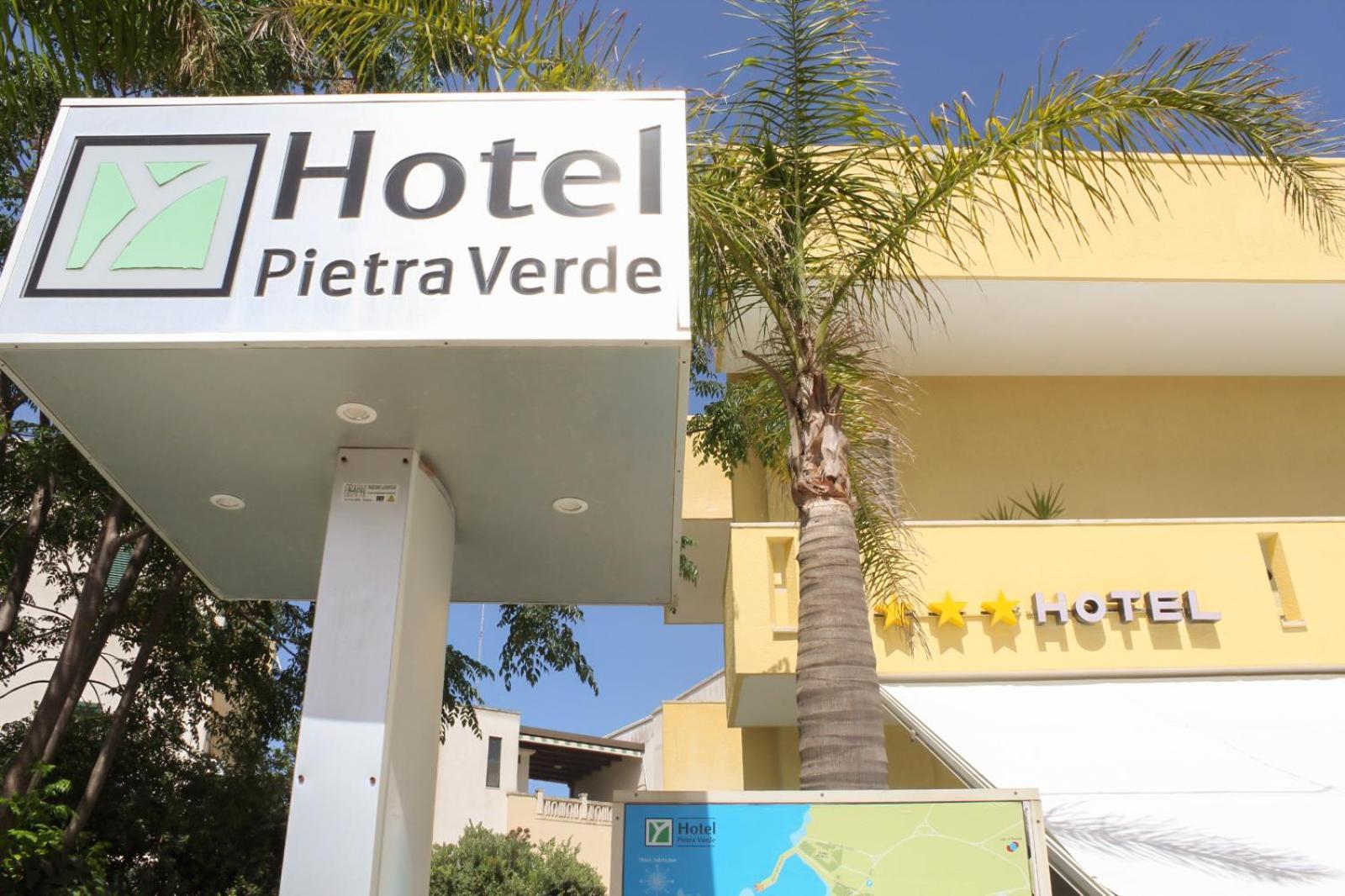 Hotel Pietra Verde Otranto Buitenkant foto